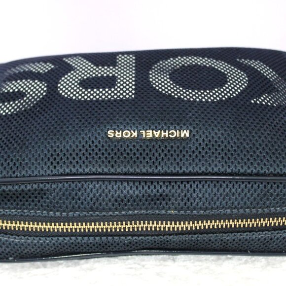 Michael Kors Jet Set East West Camera Crossbody Bag Black Mesh Logo Strap - Picture 4 of 11